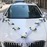 Весільна прикраса на машину 3.2 м., 99роз, білого кольору