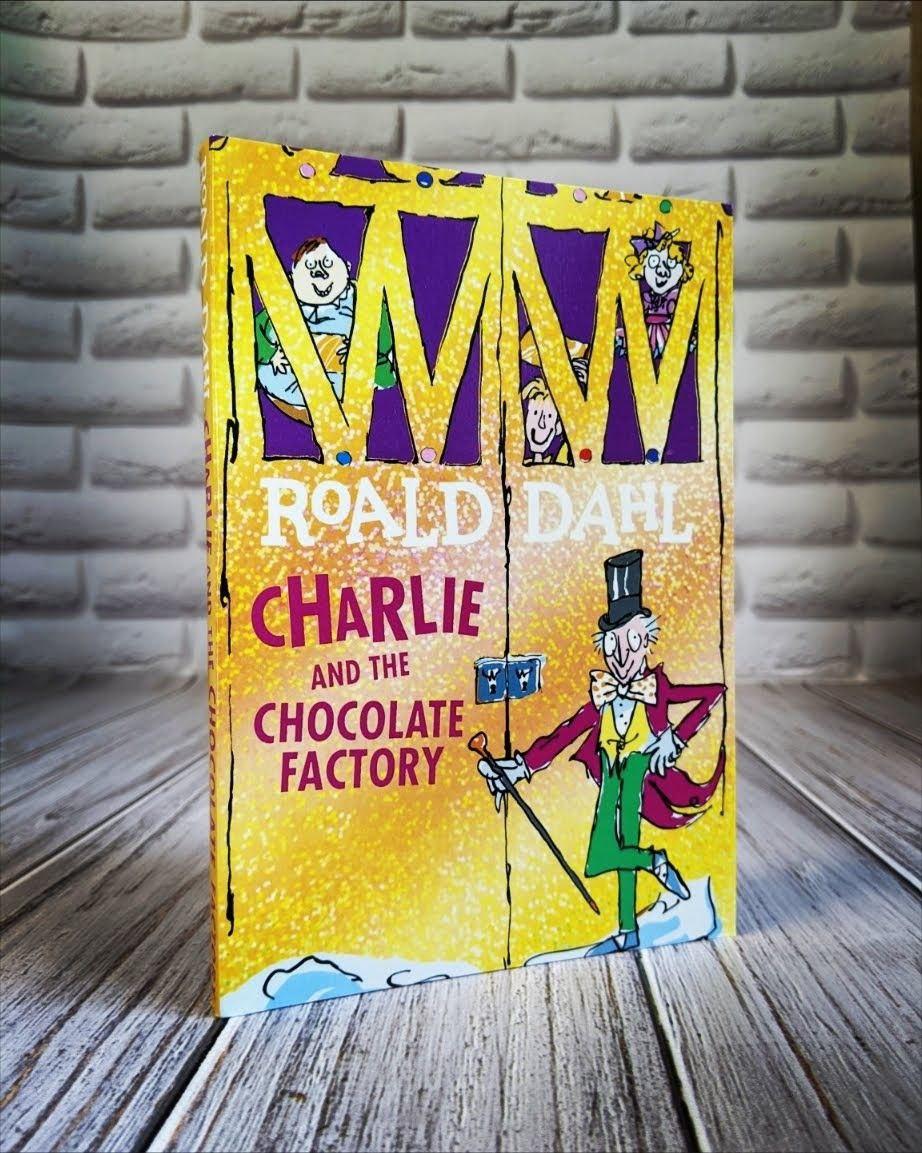 Книга "Charlie And The Chocolate Factory" (Чарлі І Шоколадна Фабрика), англійською мовою Роальд Дал