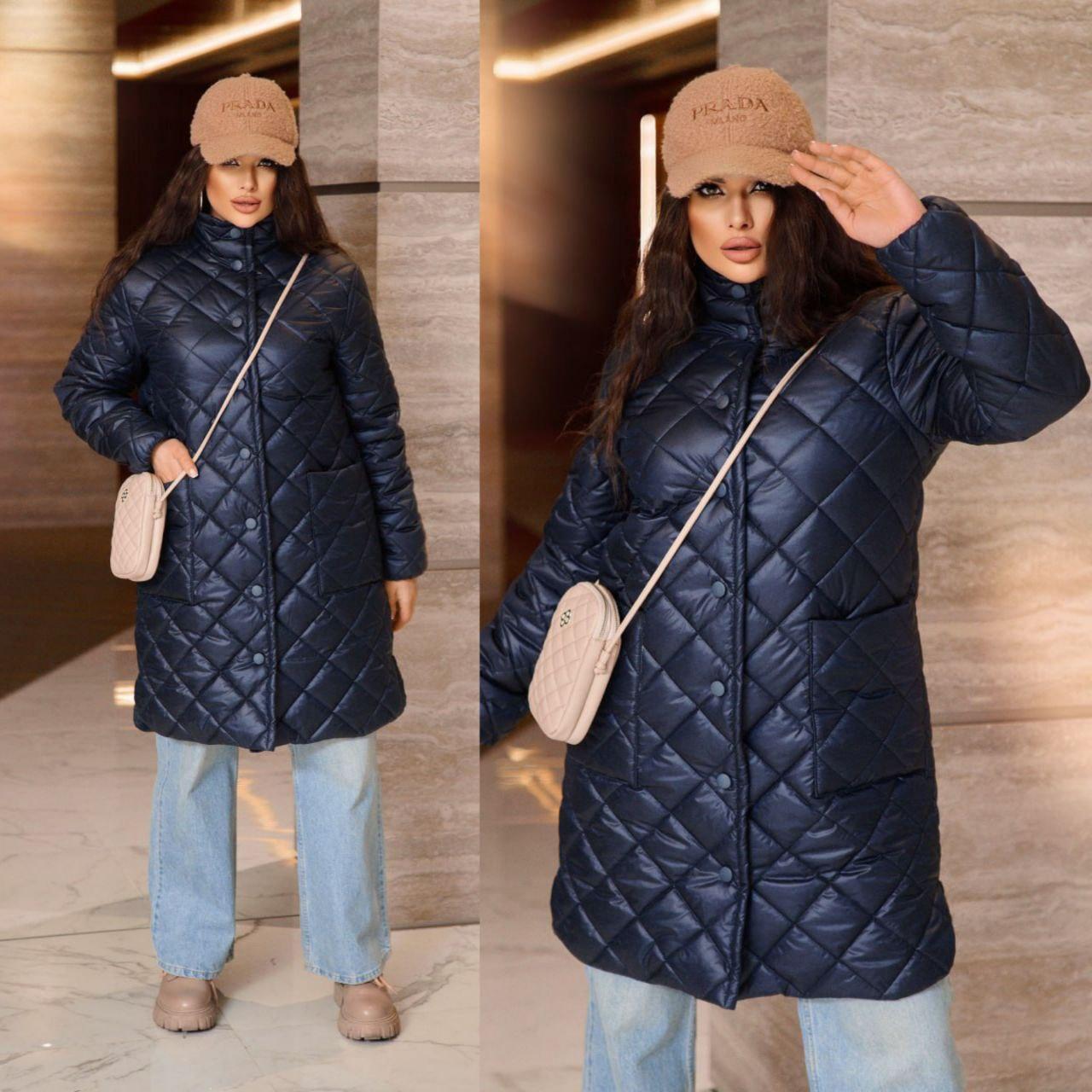 Тепла жіноча куртка темно-синя з плащової тканини великого розміру