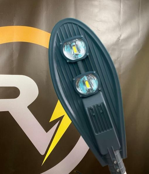 Світильник вуличний консольний RVT COB STANDART 100 W IP65
