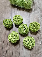 Ротанговые шары 3 см. Цвет салатовый
