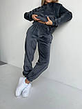 Графітовий теплий жіночий спортивний костюм із капюшоном із двостороннього велюру, фото 3