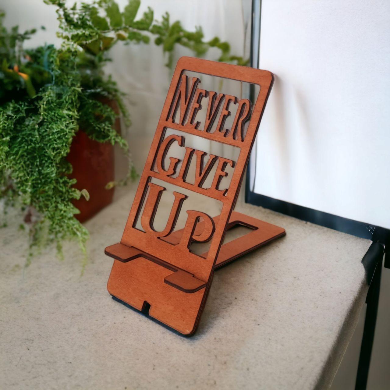 Підставка для телефона Never Give Up Тримач під мобільний телефон Бук
