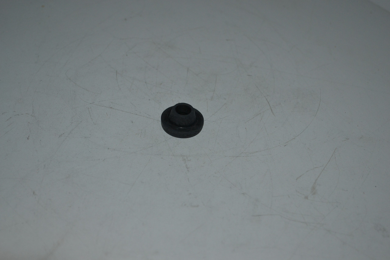 Втулка кришки головки циліндрів ВАЗ 2108 (вир-во БРТ)