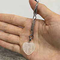Натуральный камень Горный хрусталь кулон в форме сердечка на брелке - оригинальный подарок любимой девушке