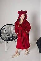 Дитячий теплий пухнастий зимовий халат середньої довжини з вушками колір бордо з капюшоном та кишенями