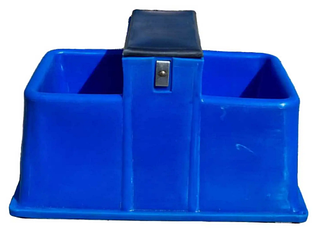 Автоматична поїлка з підігрівом для телят