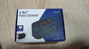 Пульсометр електронний на палець Pulse Oximeter UKS BS-230 Оксиметром YU227, фото 2