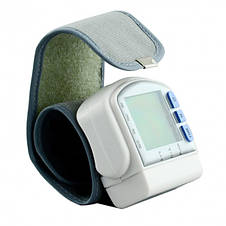 Тонометр цифрової на зап'ясті Automatic wrist watch Blood Pressure Monitor RN 506 YU227, фото 3