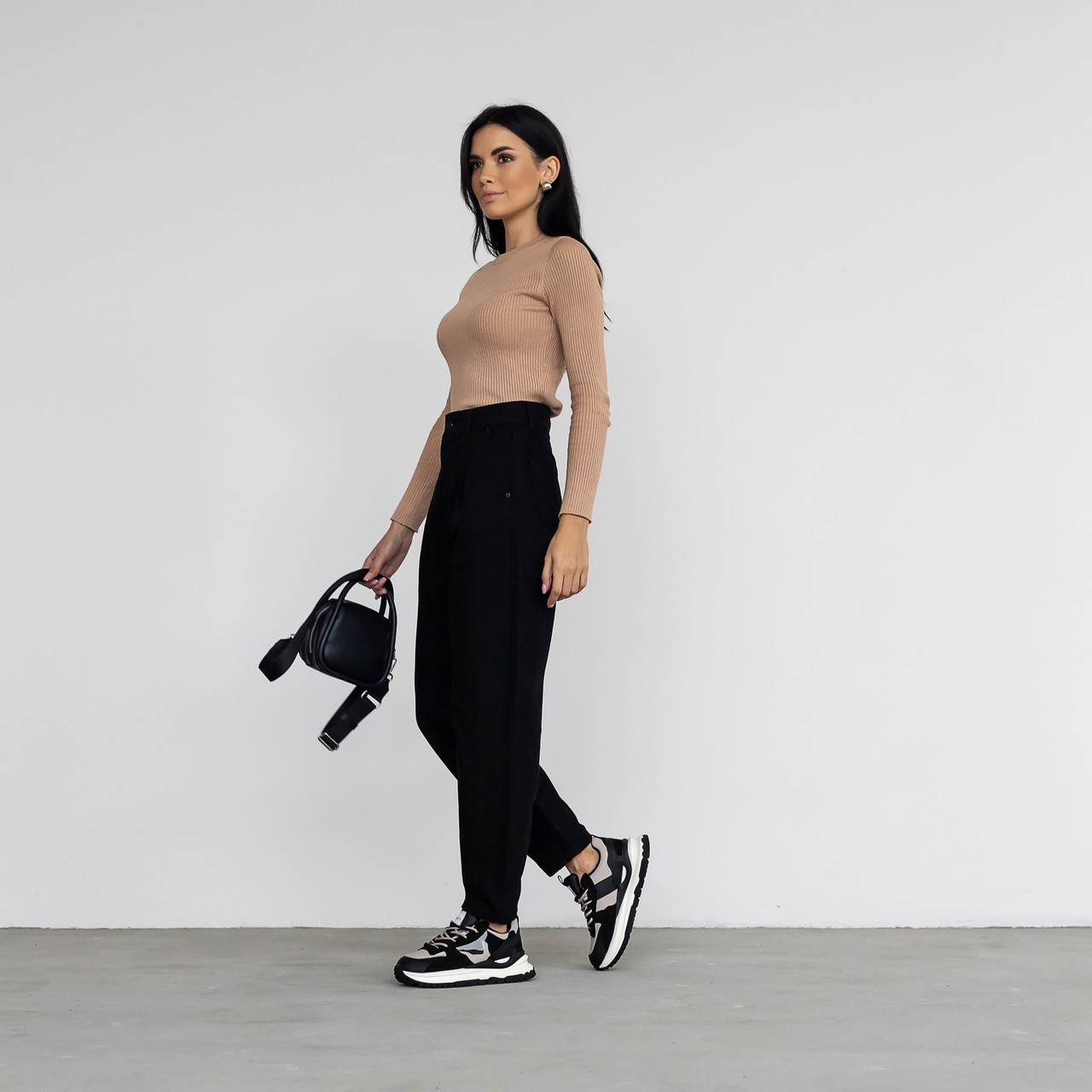 Чорні жіночі джинси слоучі з високою талією 38, фото 1