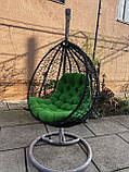 Крісло-кокон коричневого кольору із зеленою подушкою, фото 7