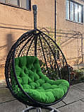 Крісло-кокон коричневого кольору із зеленою подушкою, фото 9