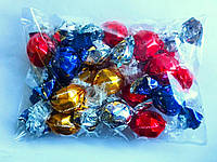 Шоколадные новогодние конфеты Socado с начинками ассорти пралине 250 грамм