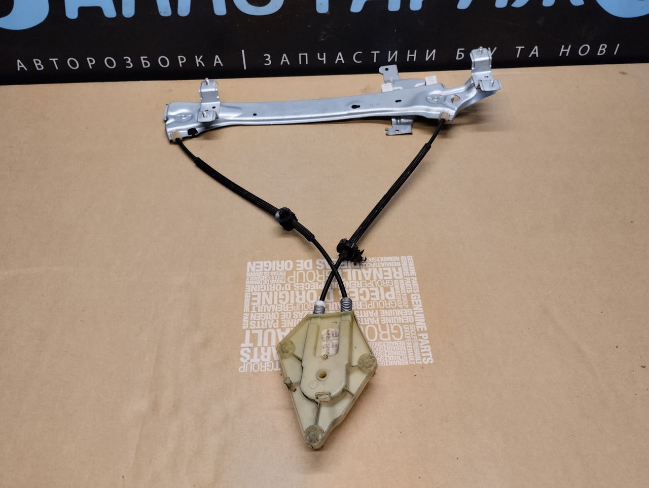 827210003R  Механізм склопідйомника заднього лівого скла 2009-2015 Renault Megane III Рено Меган 3 Б-у, фото 1