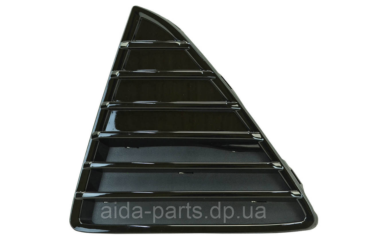 Грати в бампер Ford Focus 3 (2011-2015) ліва глянсова