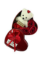 Набір подарунковий Ведмедик з трояндочками в коробочці серцк