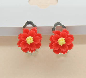 Сережки кліпси дитячі для вух без пробивання квітка Червона Хризантема