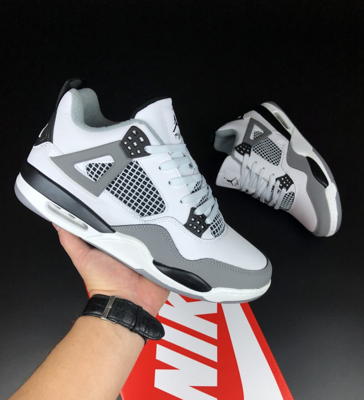 Зимові Термо чоловічі кросівки Nike Air Jordan Retro 4 White Winter теплі Найк Джордан IV білі з сірим осінь зима