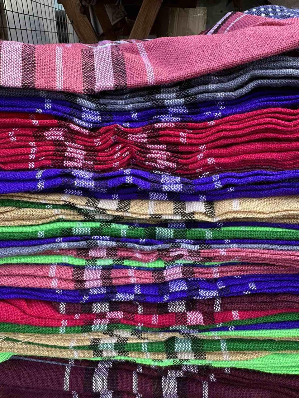 Хустка вовна розмір 65 на 65 см (від 5 шт.)