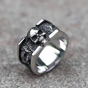 Кільце печатка перстень чоловіче сталеве RIG 19 з медичної нержавіючої сталі з Черепом