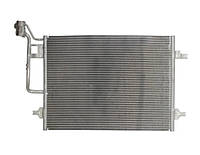 Радіатор кондиціонера VW Passat B5 Audi A4