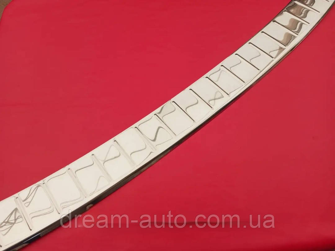 Накладка на задній бампер Volkswagen Touran 2010-2015, фото 1