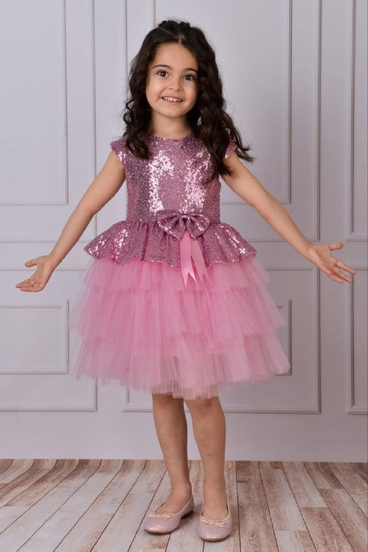 Святкова рожева пишна сукня для дівчинки на 5-8 років. різні кольори