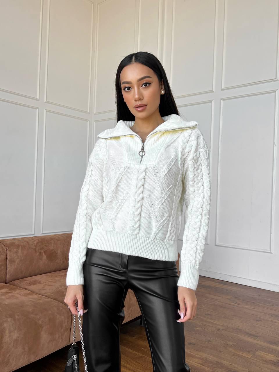 Однотонний светр із високим коміром на блискавці та візерунком коса (р. 42-46) 4sv3300, фото 1