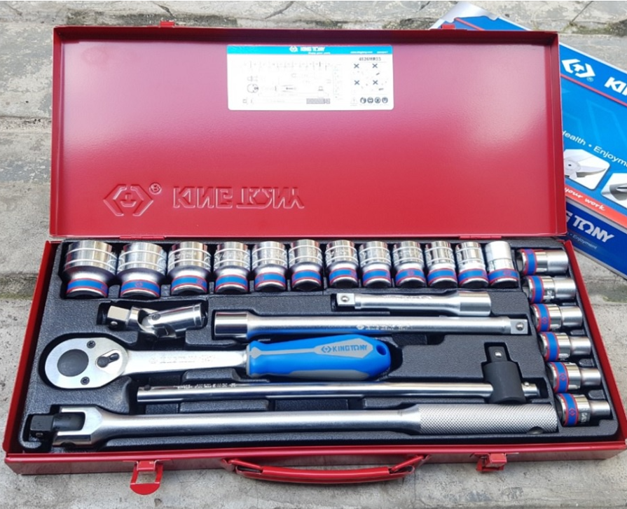 Набір головок 1/2" 8-32мм (6-гранні) 24шт з тріскачкою KING TONY 4526MR03