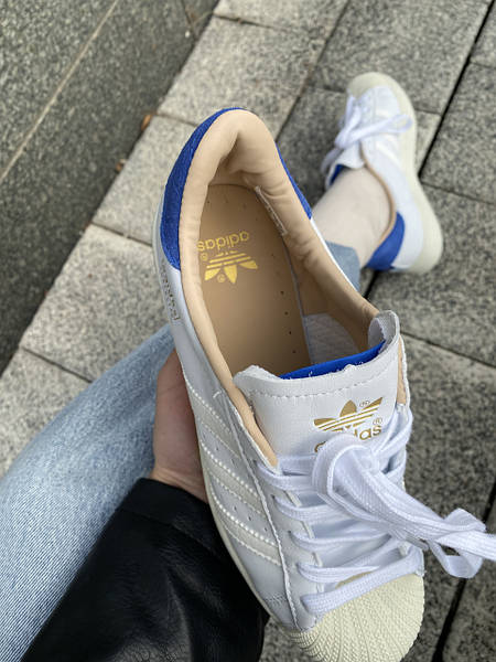 Adidas blue white 2025