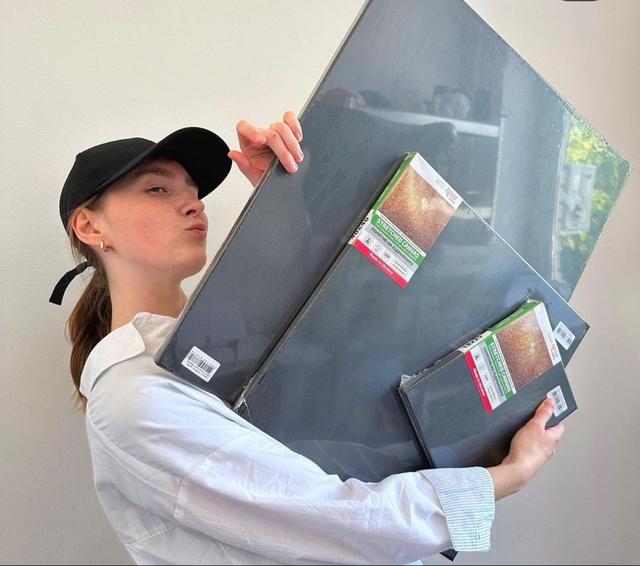 Чорне полотно для малювання