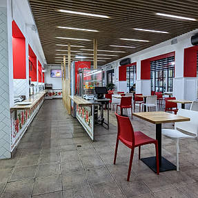 Фудкорт "Домашня редакція" м. Кам'янець-Подільський 3