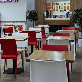 Фудкорт "Домашня редакція" м. Кам'янець-Подільський 7