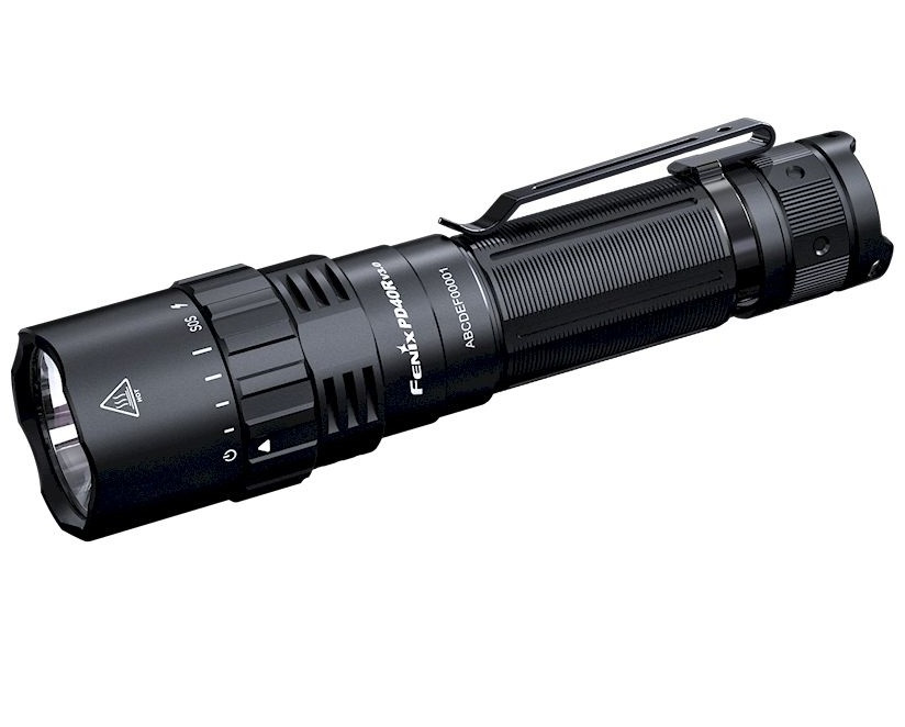 Ліхтар Fenix PD40R V3.0 3000 lm до 500 метрів