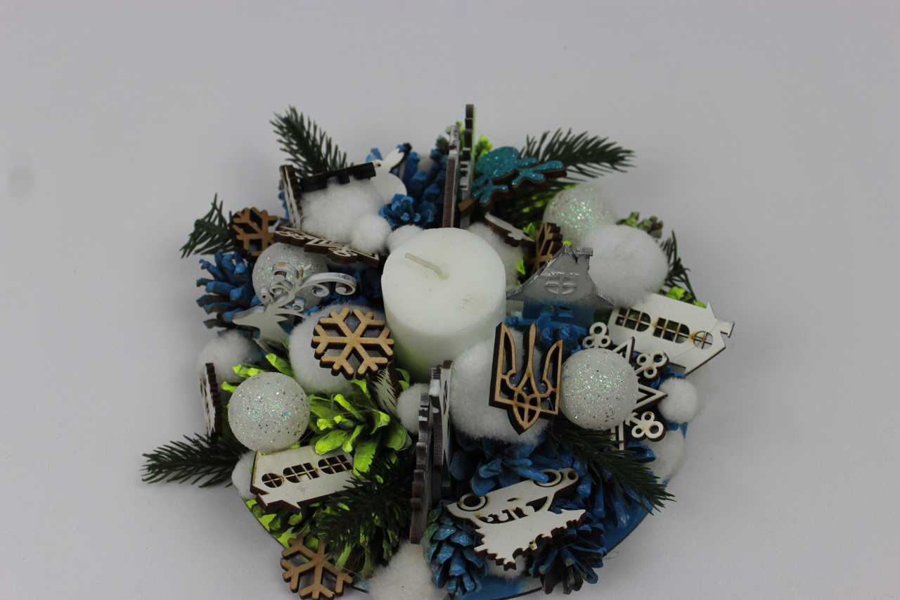 Рождественские подсвечники на стол. Новогодние подсвечники из елки ...