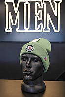 Салатовая мужская шапка "MONCLER" с вышивкой, шапка демисезонная хаки Монклер, брендовый головной убор зеленый