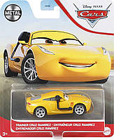 Машинка Тачки 3 Disney Pixar Cars Trainer Cruz Ramirez Тренер Крус Рамирес (GXG61 / DVY29)