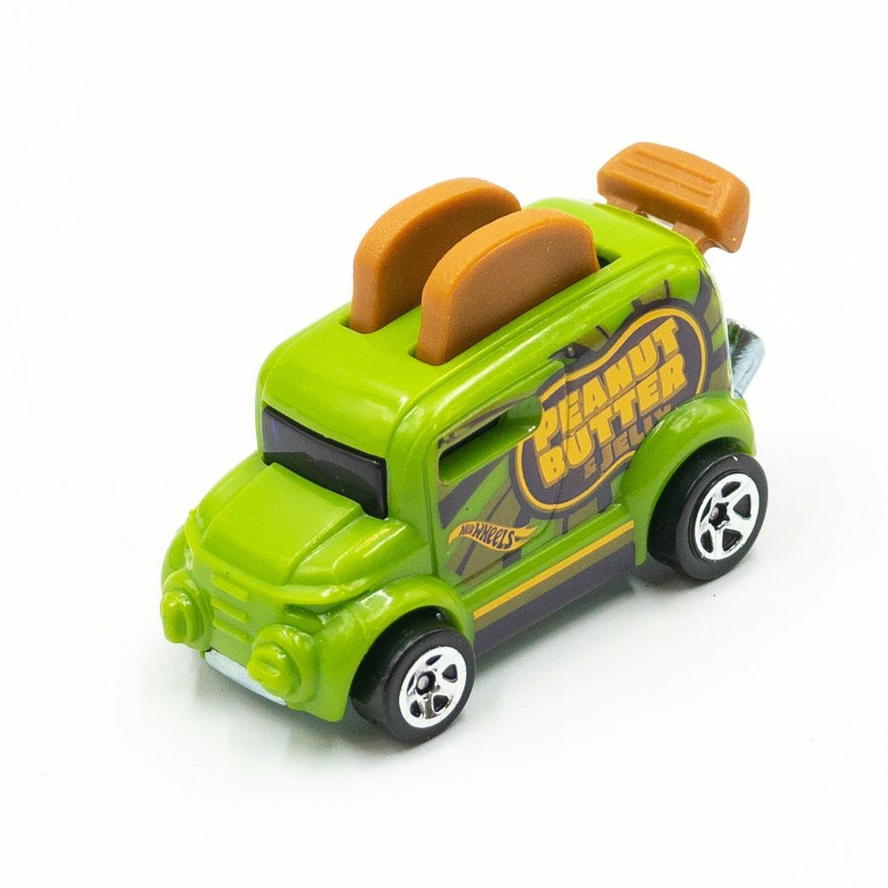 Машинка Hot Wheels Roller Toaster Sweet Rides - 2023 Mattel