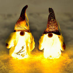 Новорічна фігура світна "Гном" 5*17 см 1 штука