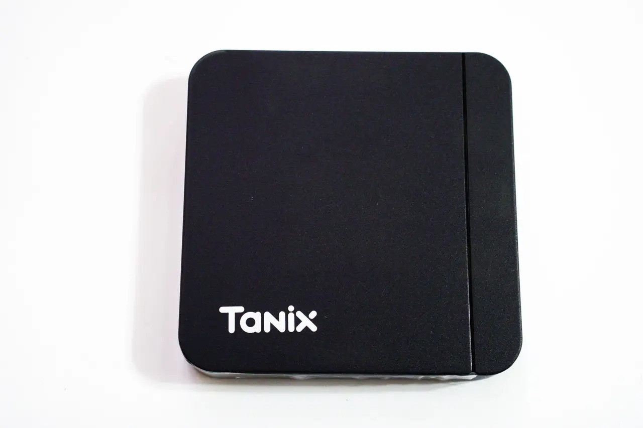 Смарт приставка для телевизора с пультом Tanix S905X4 4/32GB WiFi андроид ТВ бокс Android 11 APL - фото 5 - id-p2020862677