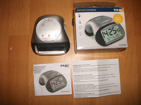 Настільний цифровий годинник з будильником TFA Ring Ring, фото 2