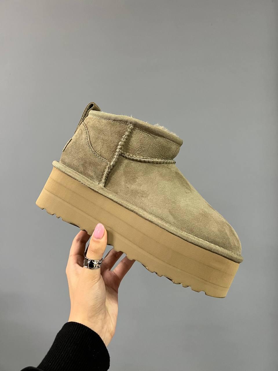 Уги жіночі Ugg Ultra Mini Platform Beige бежеві ультрамін замшеві натуральні на високій підошві