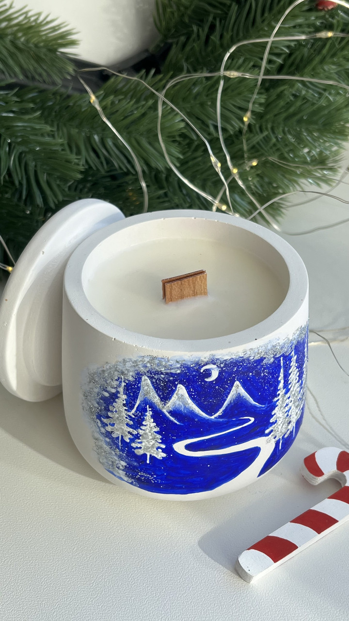 Свічка ручної роботи ароматична новорічна з натурального соєвого воску в кашпо Аромасвічка на Новий Рік