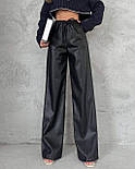 Стильні чорні брюки з еко шкіри на флісі 54-56, фото 6