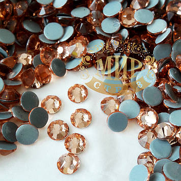 Камені Xirius Crystals, колір Lt Peach, ss20 (4.6-4.8mm) 100 шт., гарячої фіксації