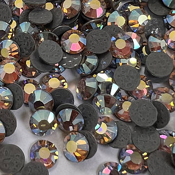 Стрази Preciosa (Чехія) Колір Lt Gold Quartz AB ss16 (4mm) (термо)