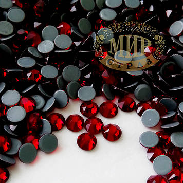 Камінці гарячої фіксації Xirius Crystals, колір Dark Siam ss20 (4.6-4.8mm), 100 шт.