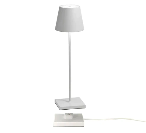 Led-лампа на акумуляторі з подвійним дном та двома способами зарядки 5200 mAh 3000 K USB-type-C