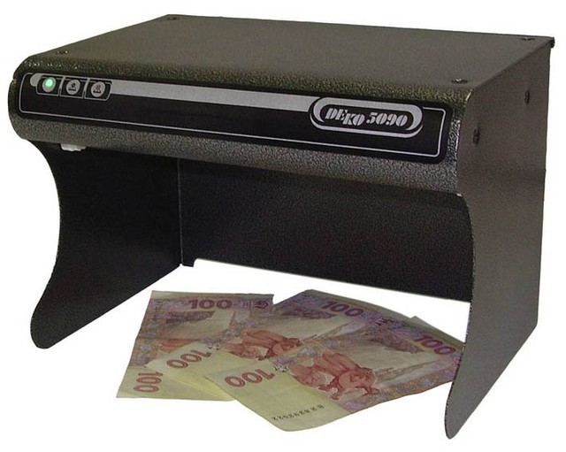 ДЕКО-5070 Ультрафіолетовий детектор банкнот