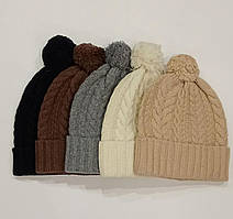 Шапка в'язана "Колосок", з бубоном